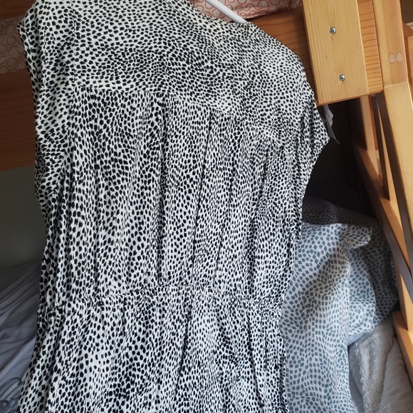 MOTHERHOOD Pattern Top Size Large - Picture 4 of 4